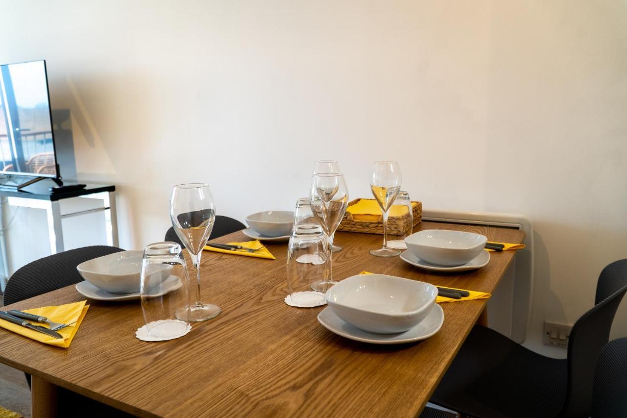 K Suites - Town Centre Hatfield ハットフィールド エクステリア 写真