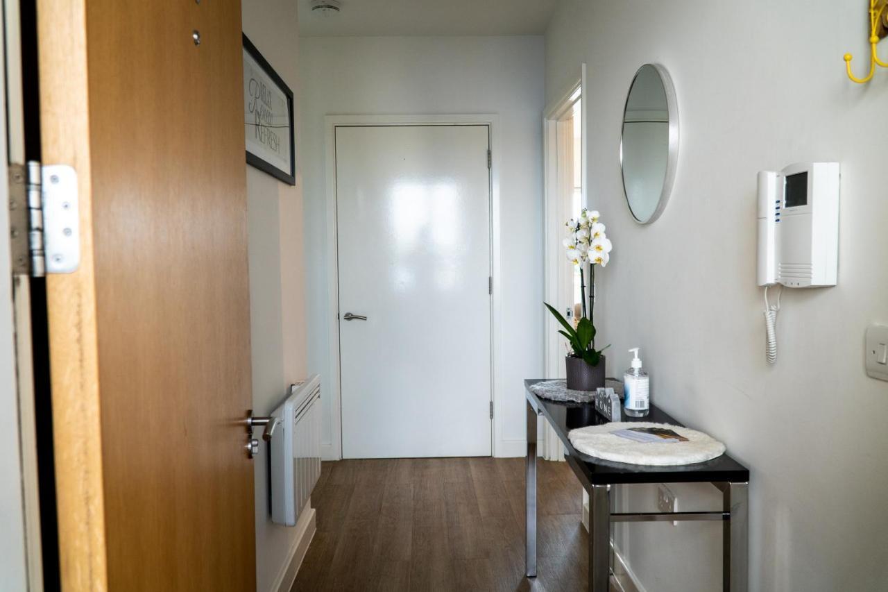 K Suites - Town Centre Hatfield ハットフィールド エクステリア 写真